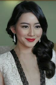 Laura Theux