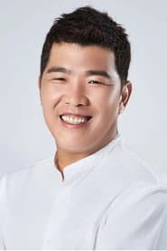 Geun-Woo Jung
