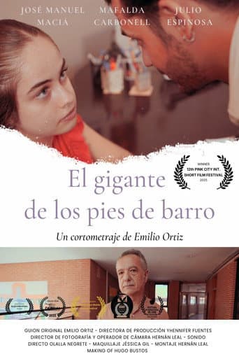 El gigante de los pies de barro